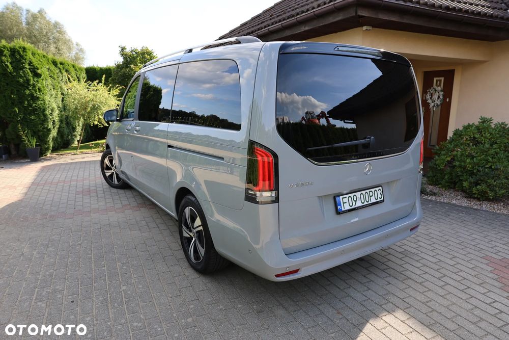 Mercedes-Benz Klasa V 250 d Avantgarde 9G-Tronic (długi) - 14