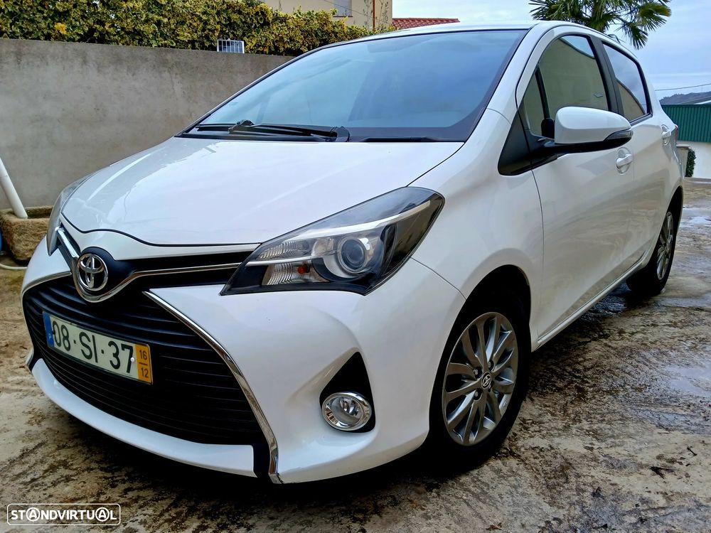 Toyota Yaris 1.4 D-4D Comfort+P.Style - 1