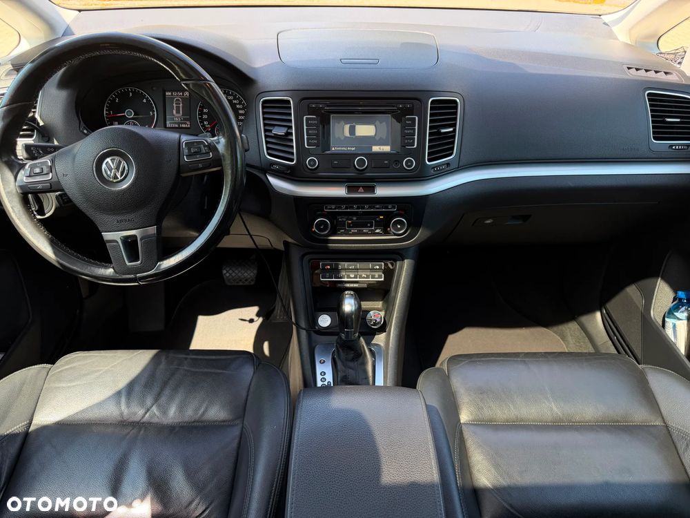 Volkswagen Sharan 2.0 TDI Comfortline DSG - 16