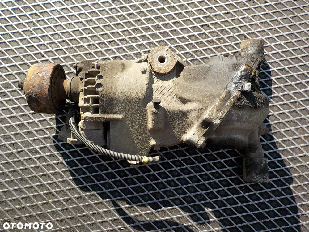 VOLVO XC70 DYFER DYFERENCJAŁ MOST 08689632 - 3