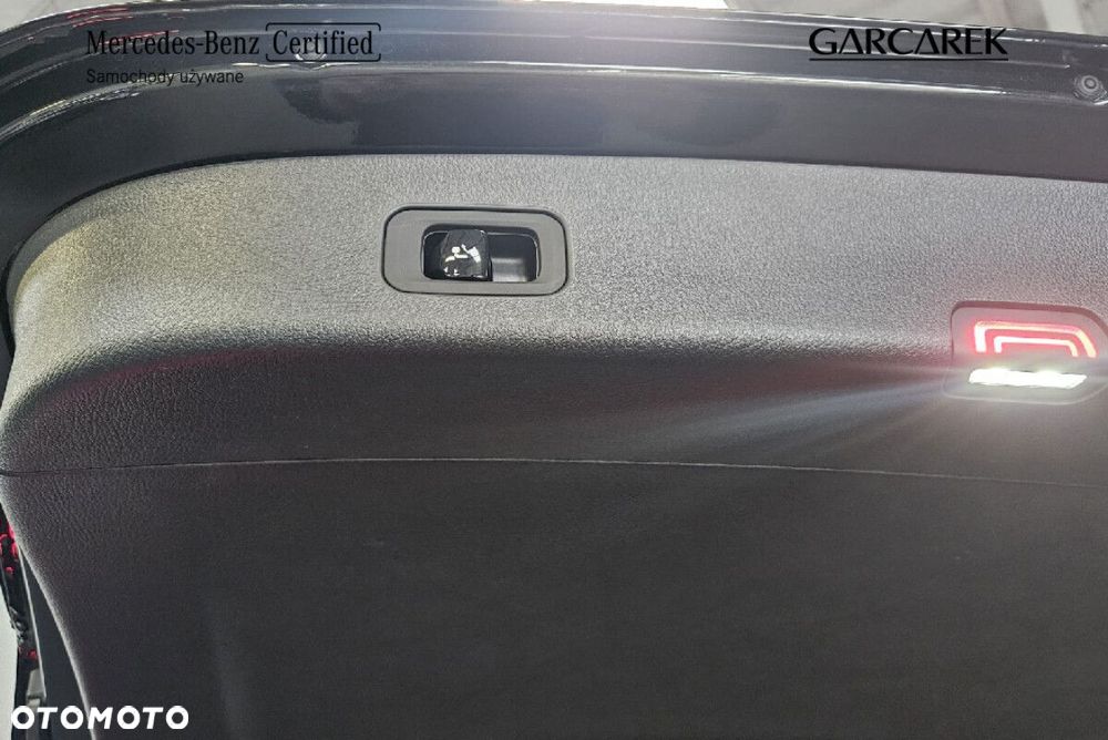 Mercedes-Benz GLC - 15