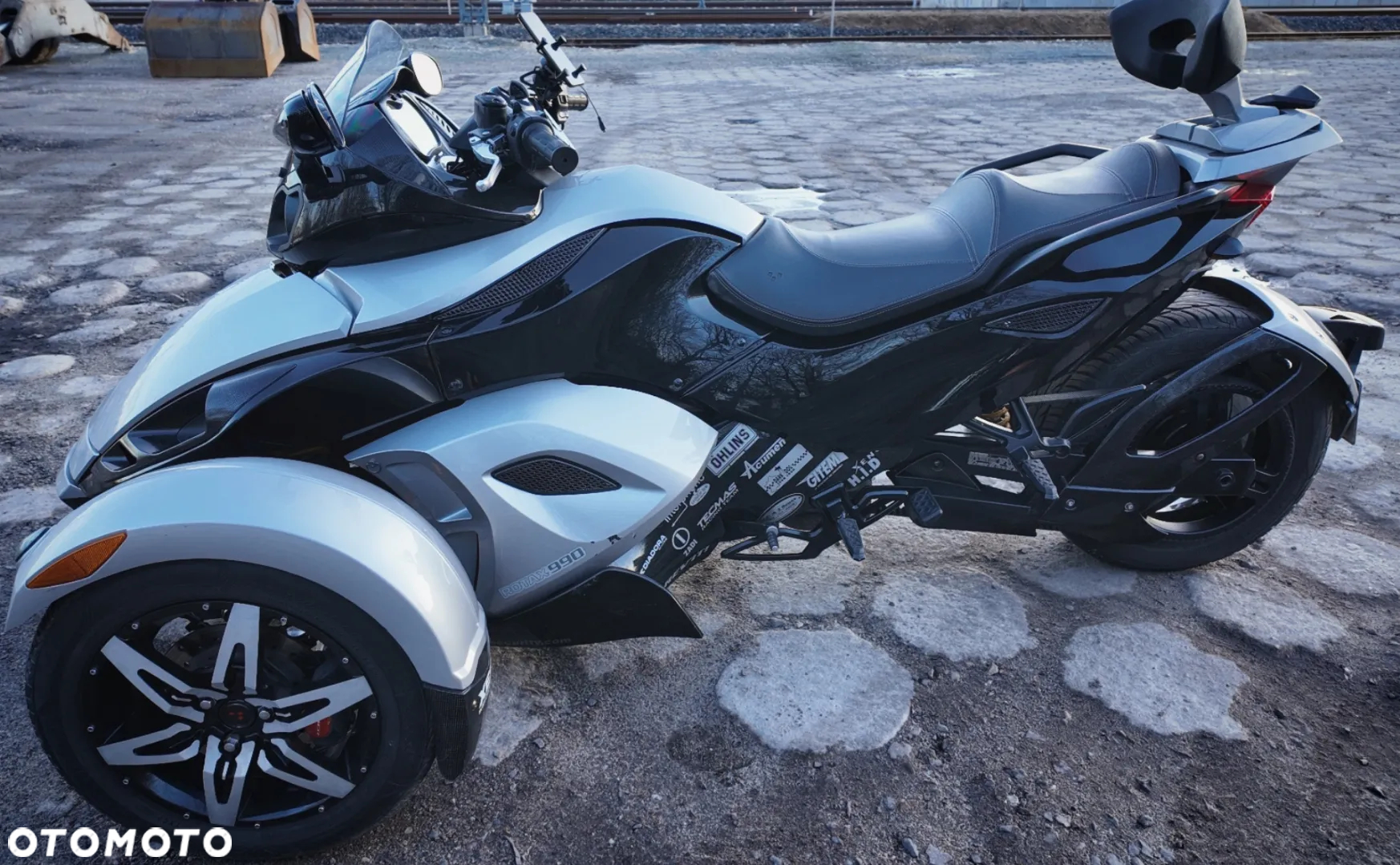 Can-Am Spyder - 21