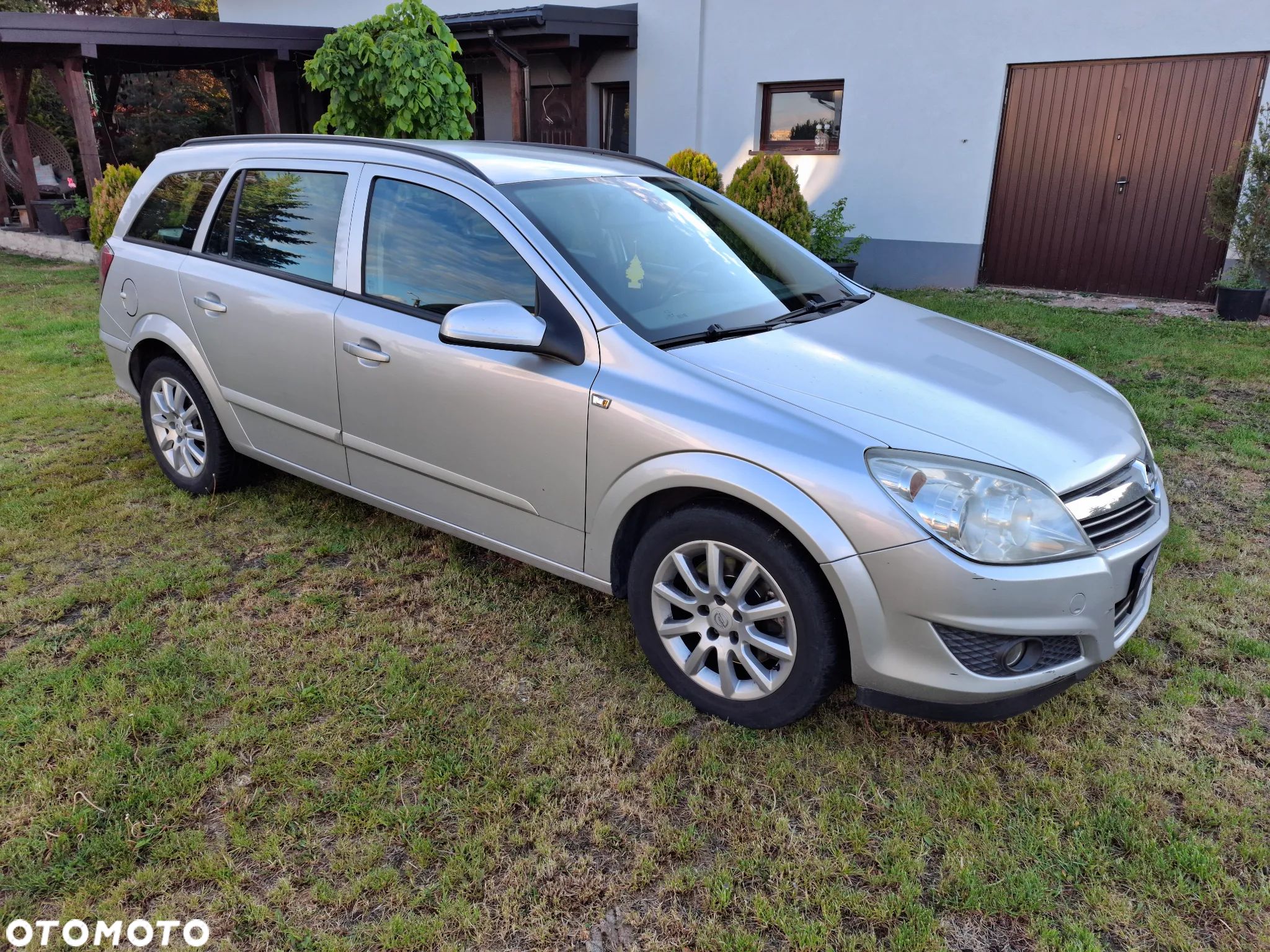 Opel Astra 1.9 CDTI DPF Edition - 1