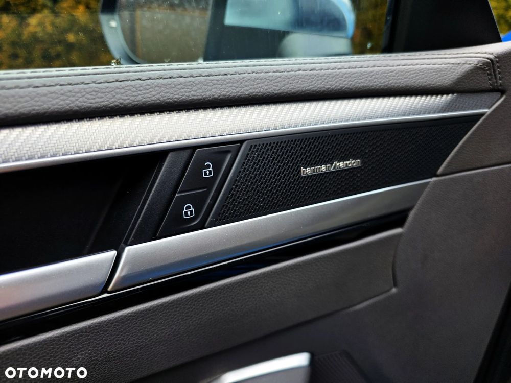 Volkswagen Arteon 2.0 TDI SCR Elegance DSG - 16