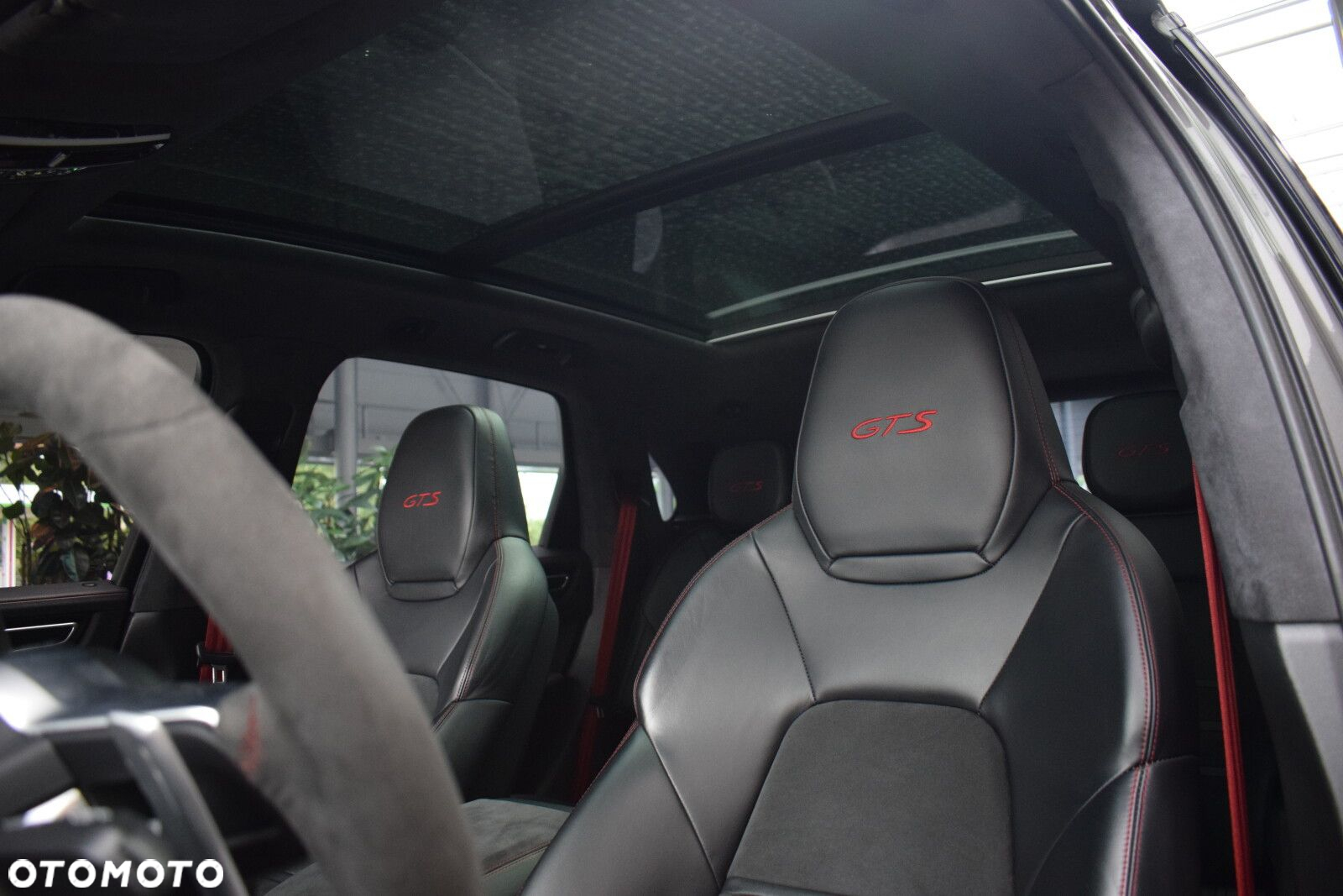 Porsche Cayenne GTS - 16