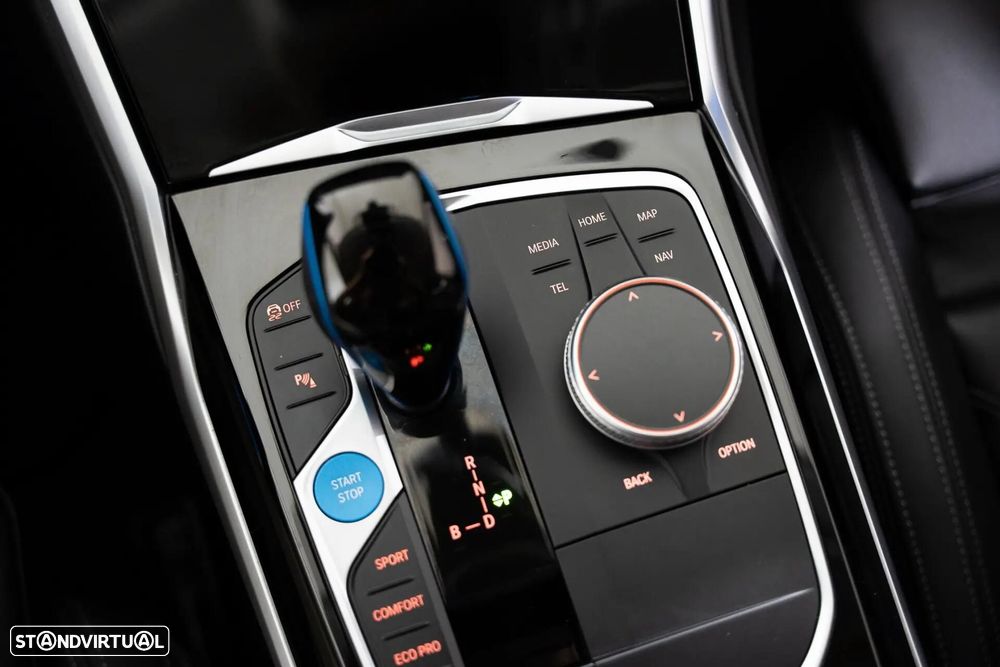 BMW i4 eDrive40 - 25
