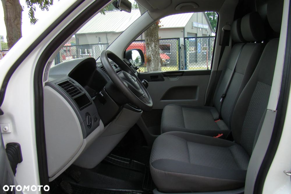 Volkswagen Transporter - 7