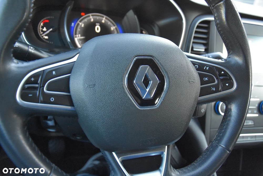Renault Megane ENERGY TCe 100 EXPERIENCE - 31