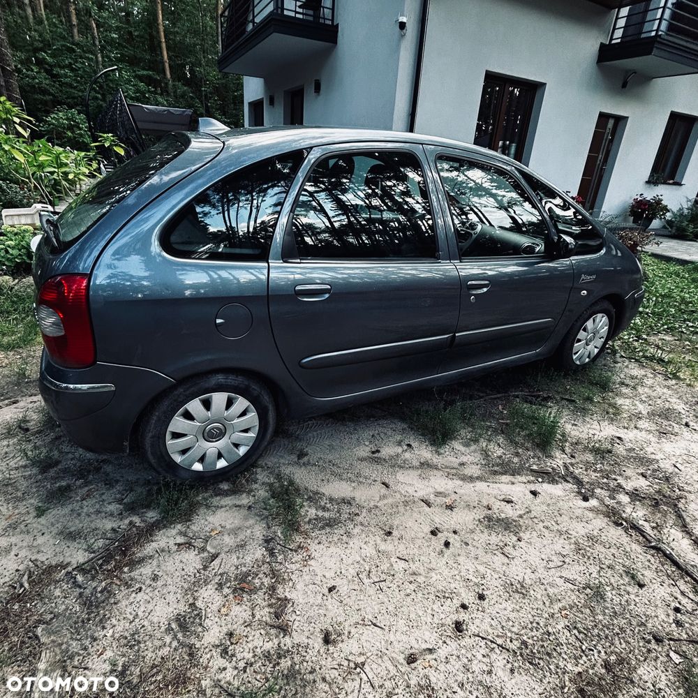 Citroën Xsara Picasso 1.6 16V Exclusive - 3