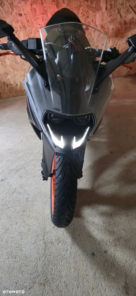 KTM RC 125 - 9