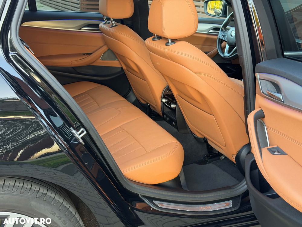 BMW Seria 5 520d Aut. Luxury Line - 11