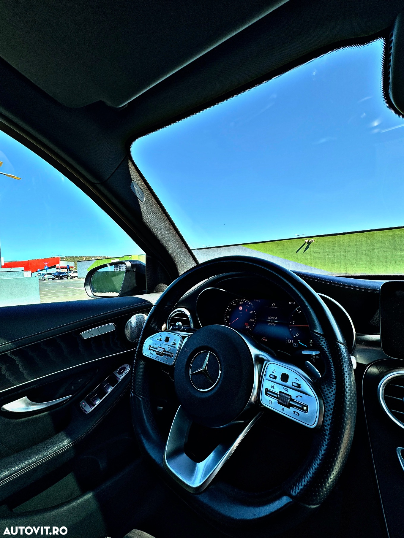 Mercedes-Benz GLC 300 d 4Matic 9G-TRONIC AMG Line Plus - 15