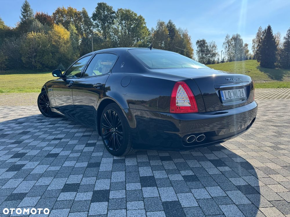 Maserati Quattroporte S - 4