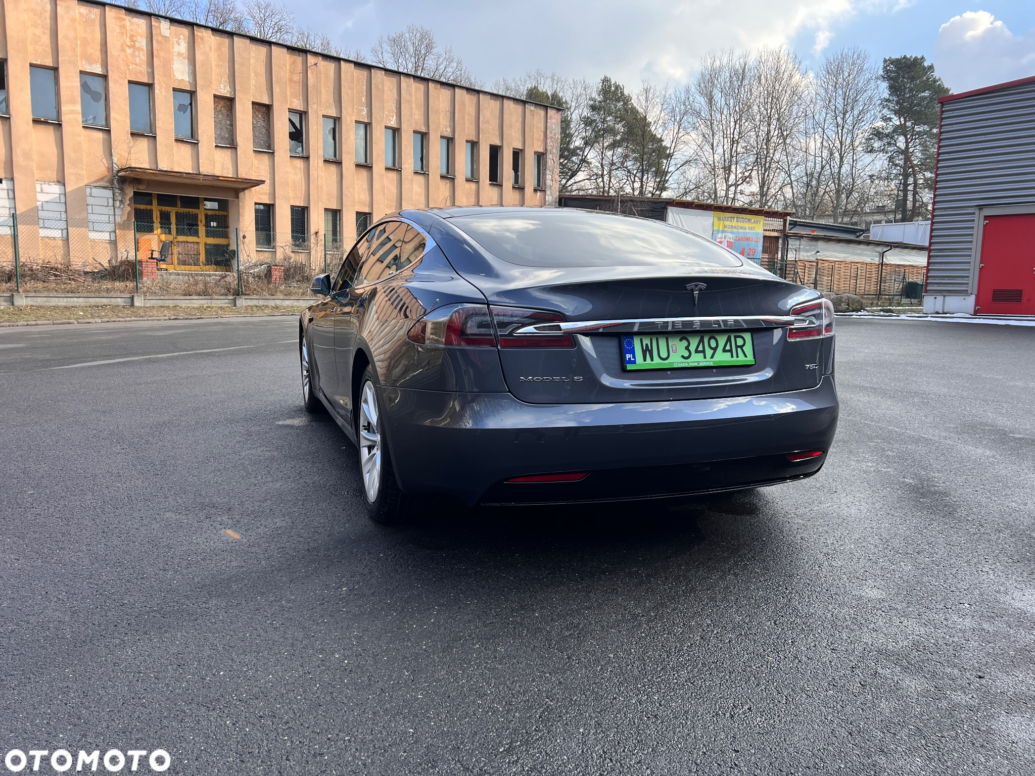 Tesla Model S 75 D - 11