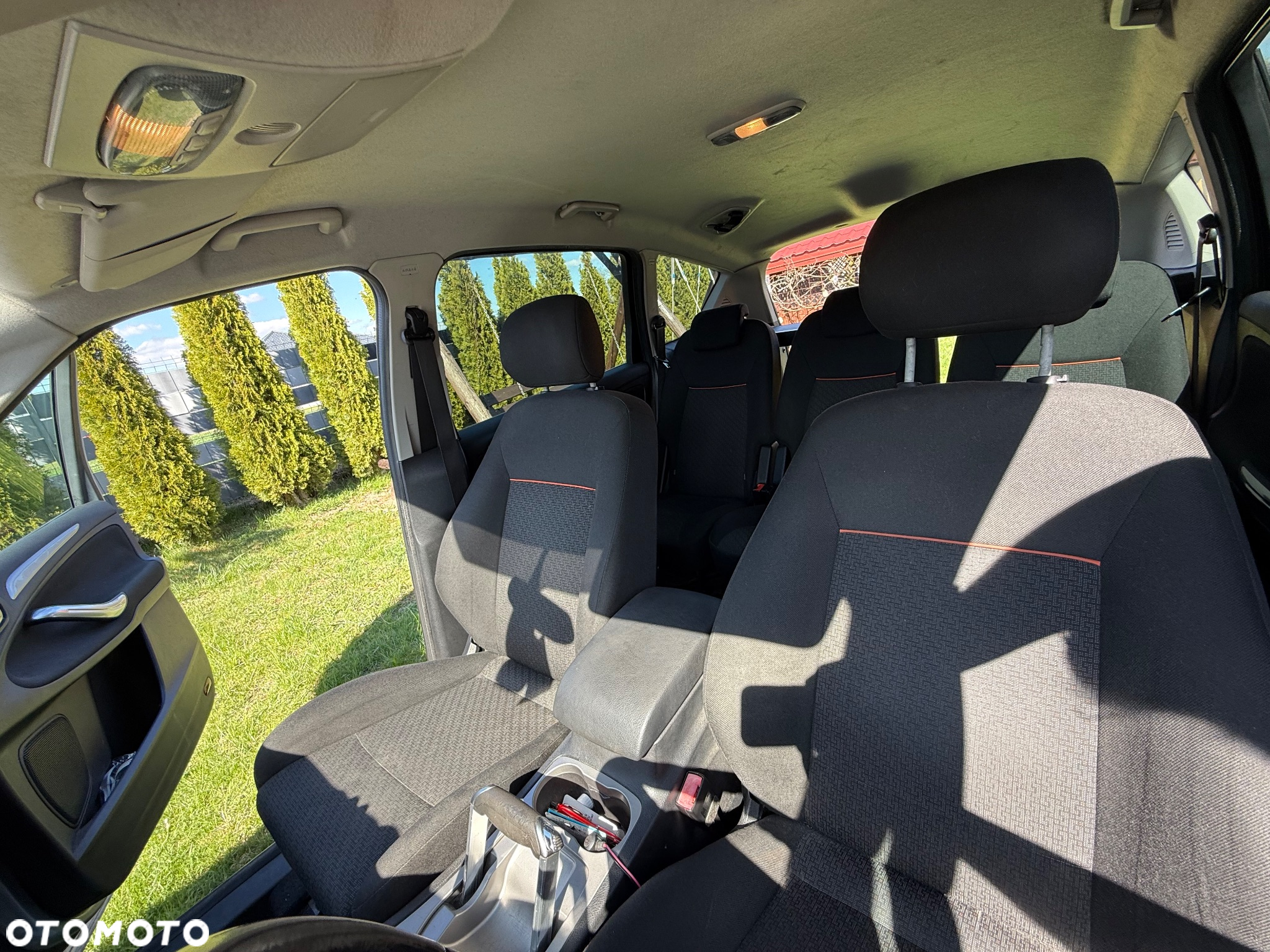 Ford S-Max - 15