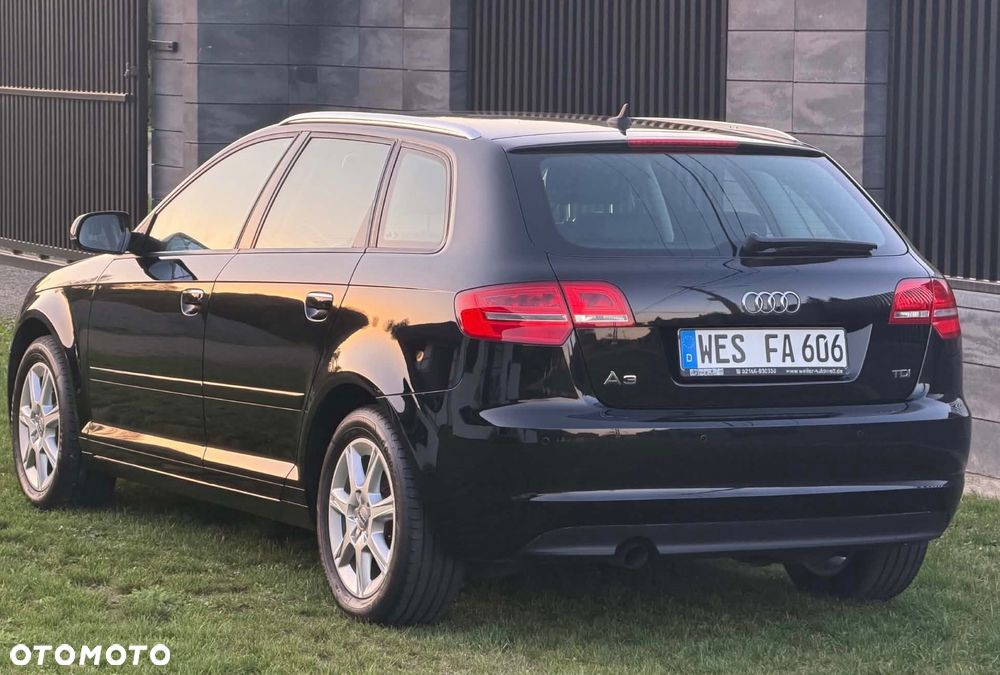 Audi A3 Sportback 2.0 TDI DPF S line Sportpaket - 18