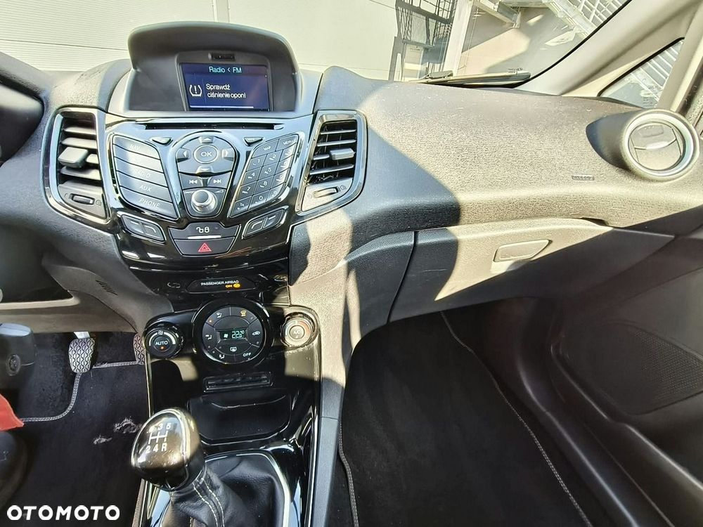 Ford Fiesta - 14
