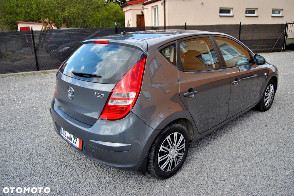 Hyundai i30 1.4 Classic + EU5 - 8