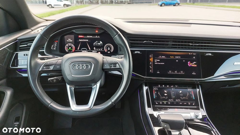 Audi Q8 50 TDI mHEV Quattro Tiptronic - 23