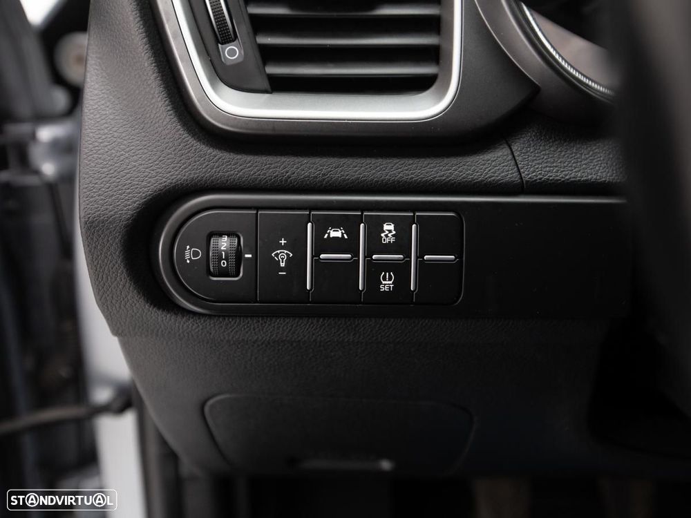 Kia Ceed 1.0 T-GDI Urban - 14