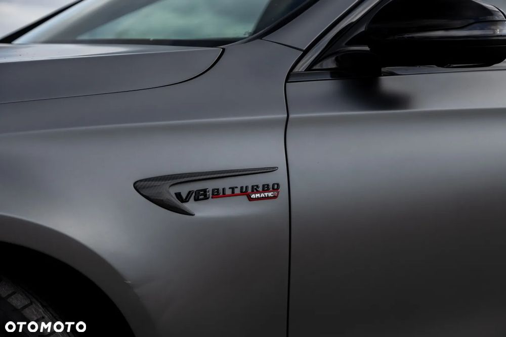 Mercedes-Benz Klasa E AMG 63 S 4-Matic+ - 35