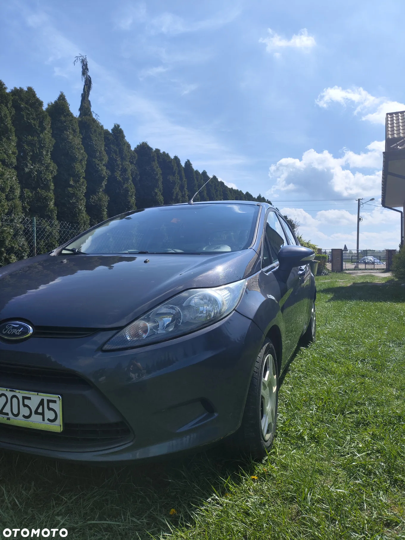 Ford Fiesta 1.6 TDCi DPF Ghia - 8