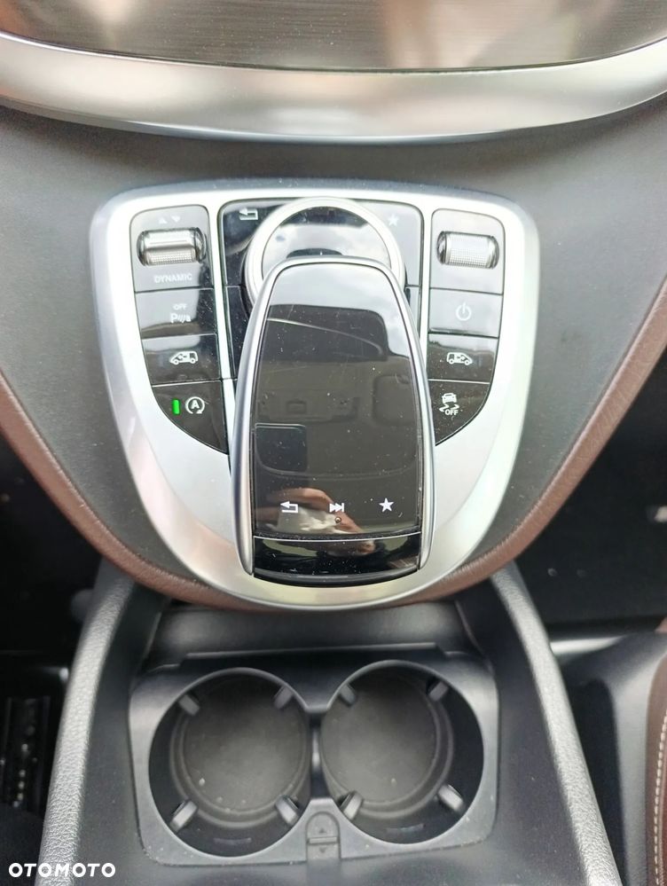 Mercedes-Benz Klasa V 250 d 4-Matic Exclusive 7G-Tronic - 11