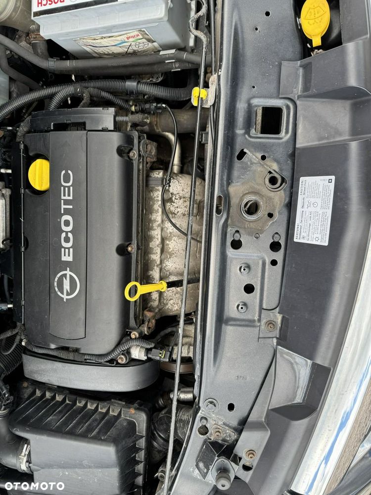 Opel Zafira - 12