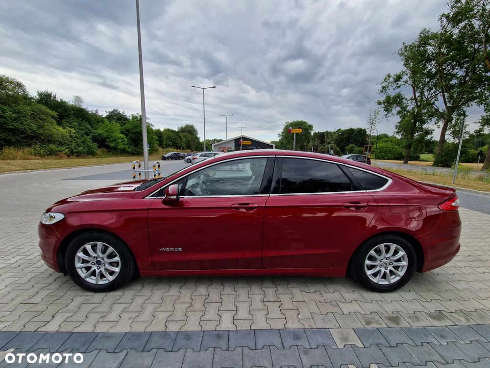 Ford Mondeo 2.0 Hybrid Titanium - 24