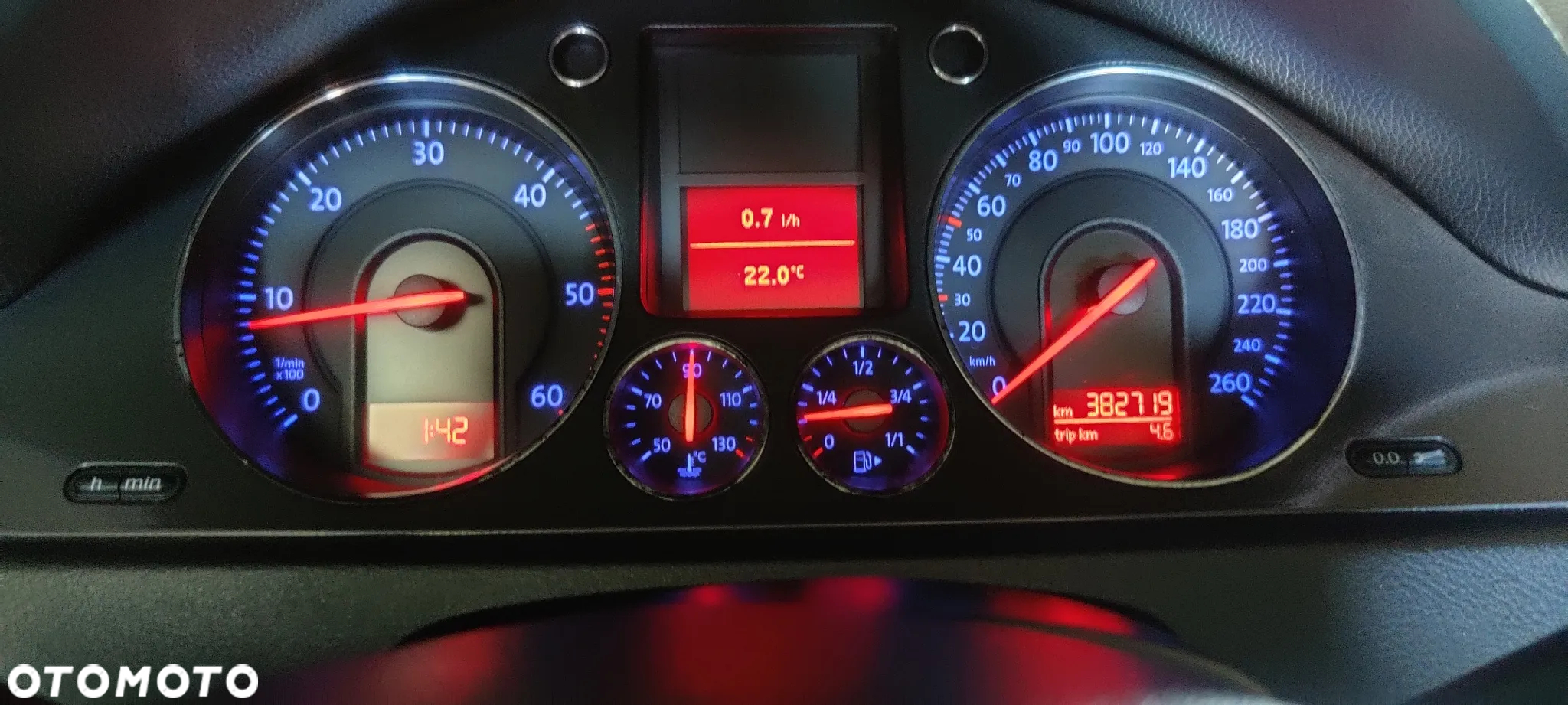 Volkswagen Passat - 19