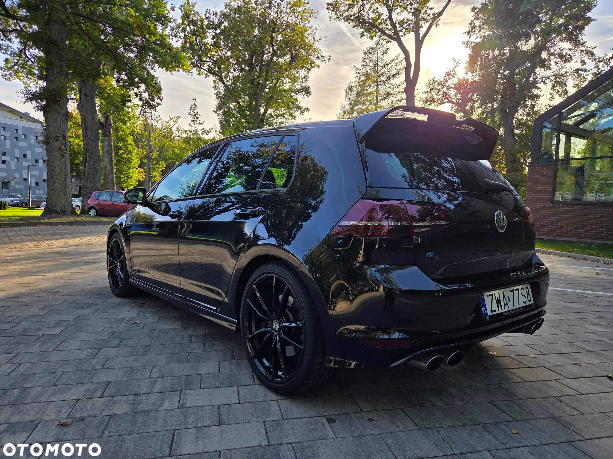 Volkswagen Golf VII 2.0 TSI BMT 4Mot R DSG - 11