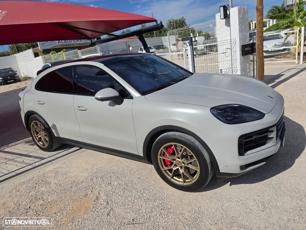 Porsche Cayenne E-Hybrid - 10