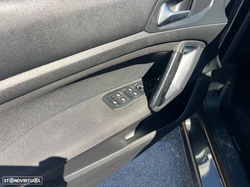 Peugeot 308 SW BlueHDi 120 Stop & Start Style - 15