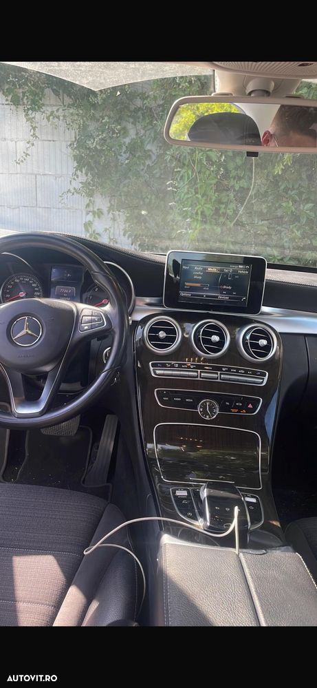 Mercedes-Benz C - 11