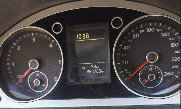 Volkswagen Passat 2.0 TDI DPF Comfortline - 5