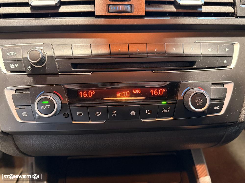 BMW 118 d Pack M - 20