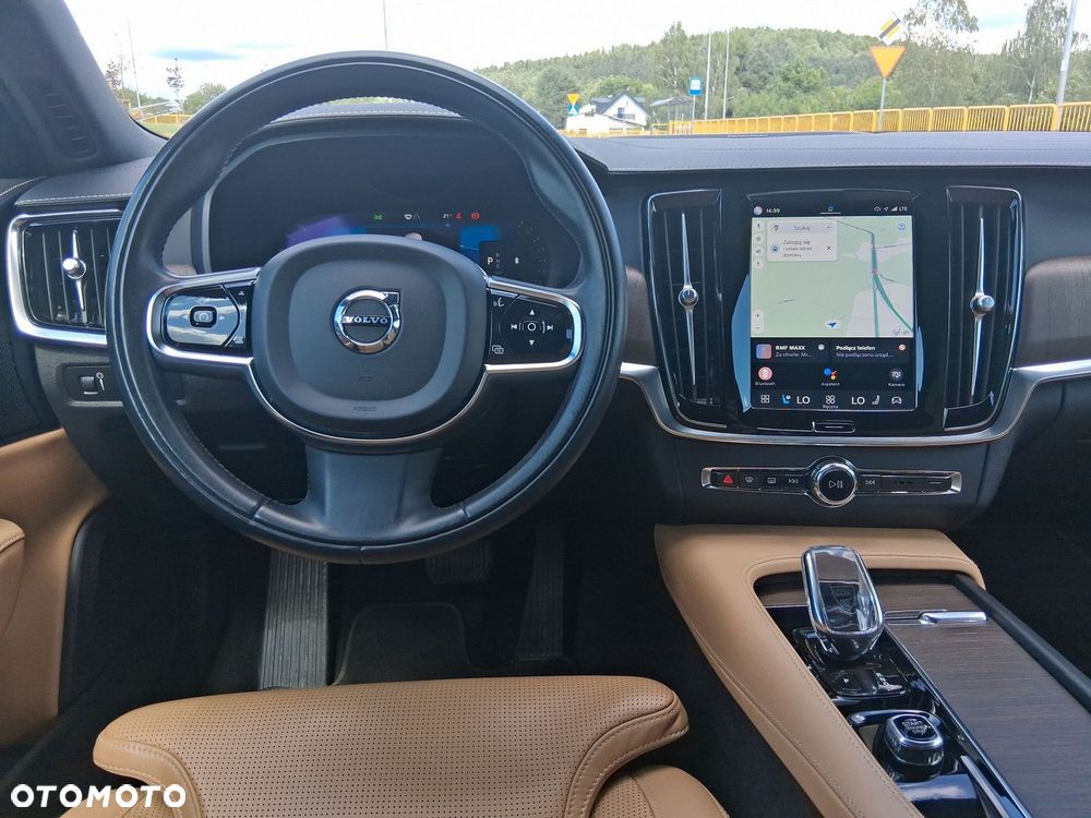 Volvo S90 - 13