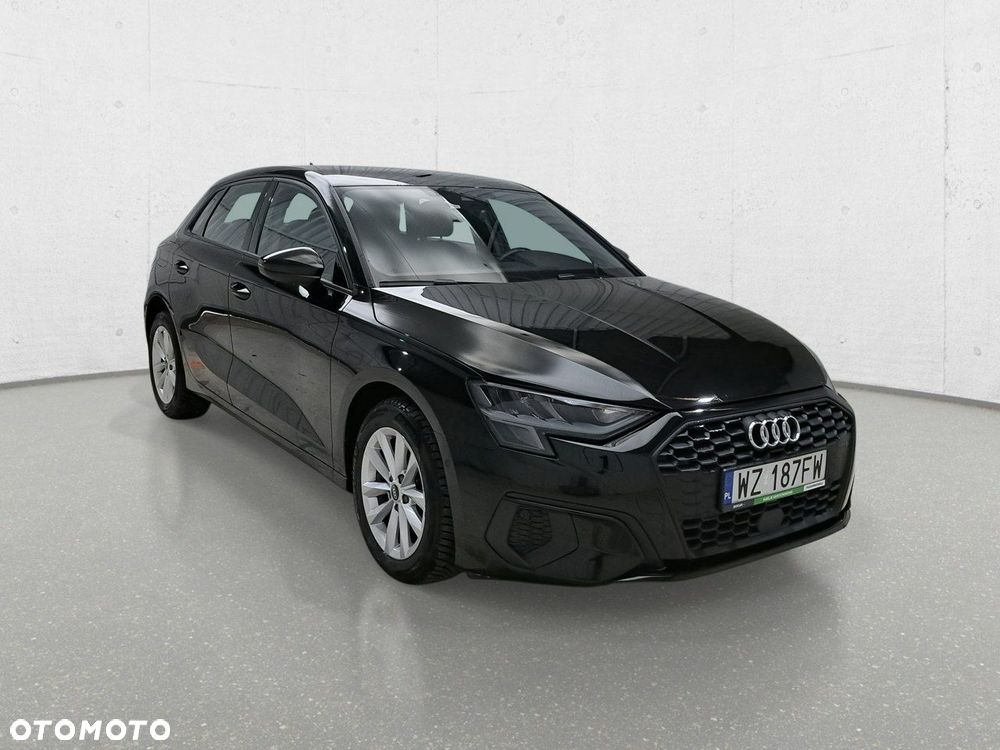 Audi A3 Sportback - 1