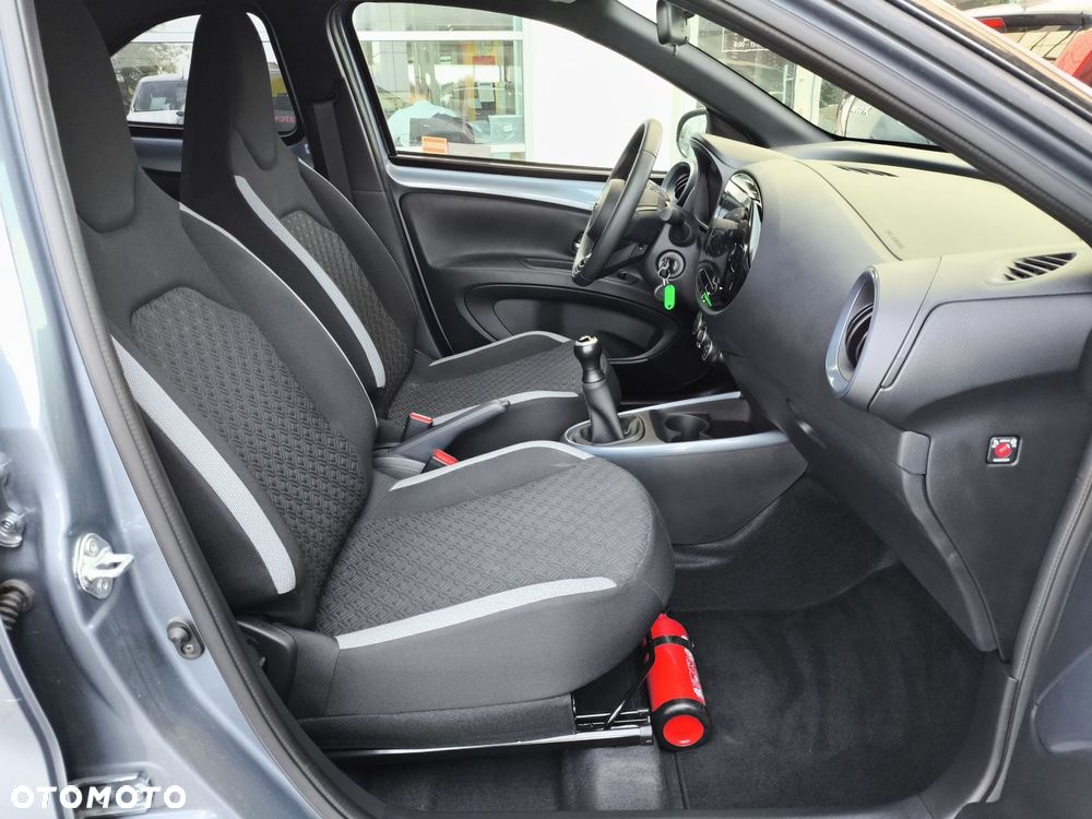 Toyota Aygo X - 9