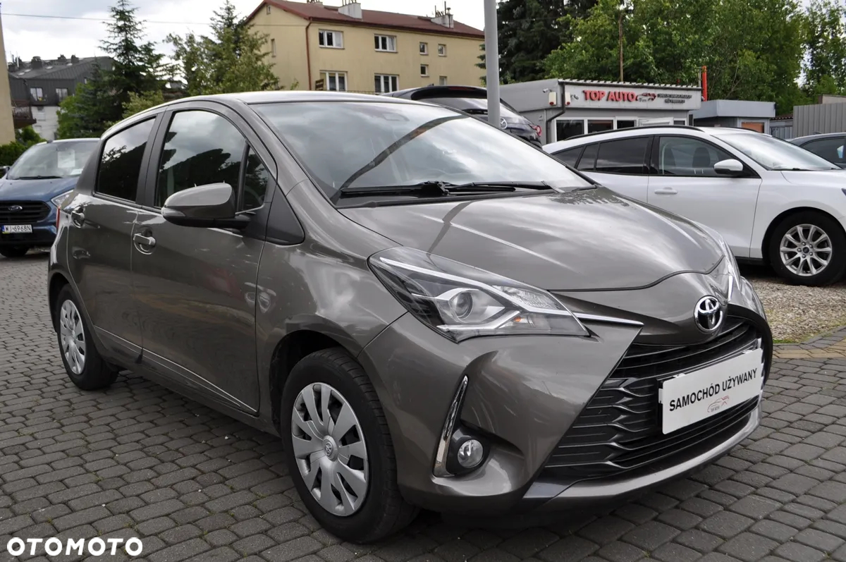 Toyota Yaris - 8