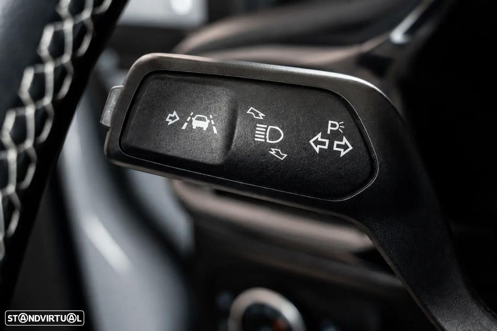 Ford Fiesta 1.5 EcoBoost ST - 28