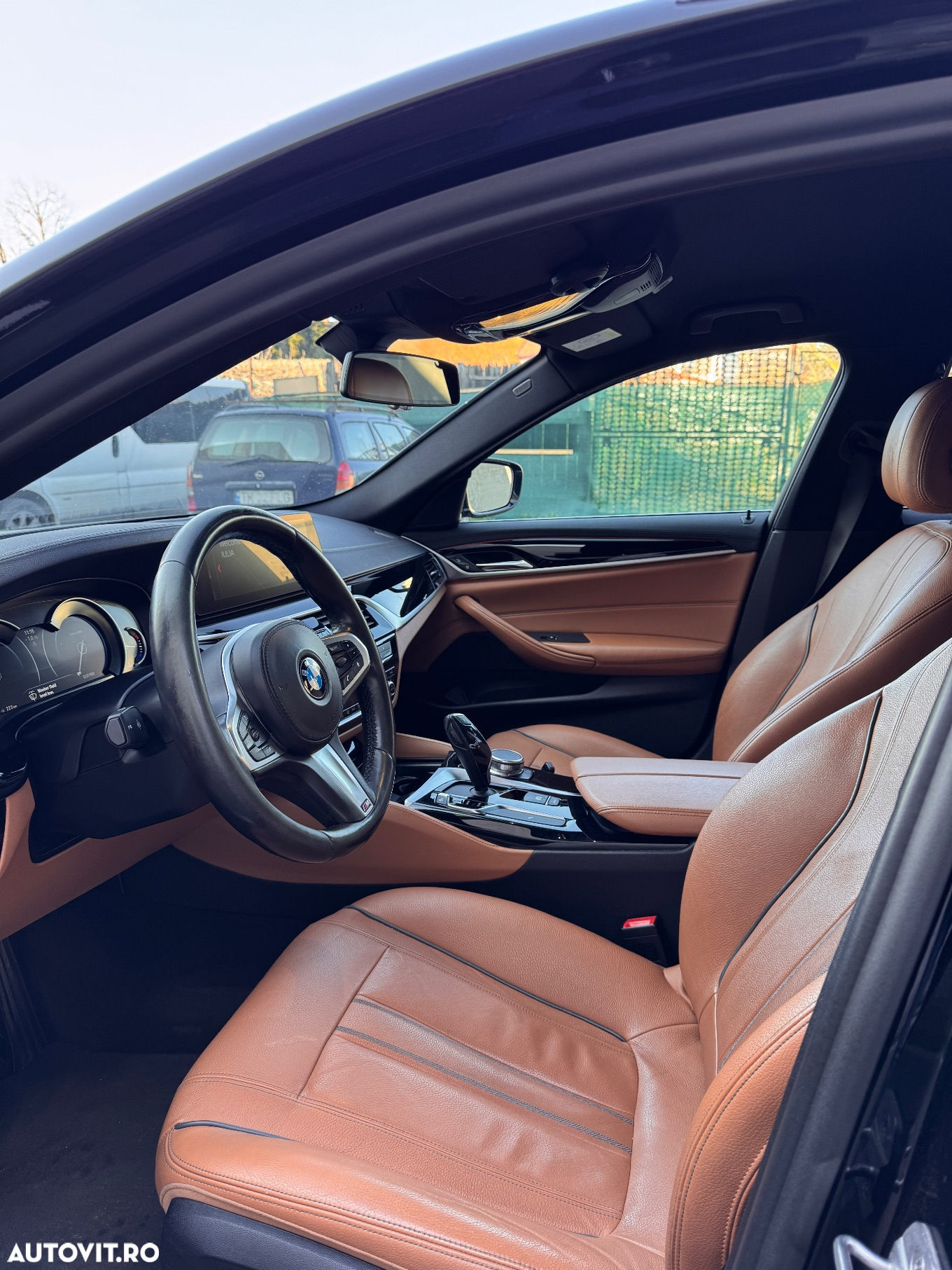 BMW Seria 5 520d Touring Aut. Luxury Line - 7
