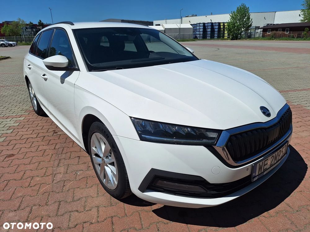 Skoda Octavia 2.0 TDI SCR Style DSG - 8