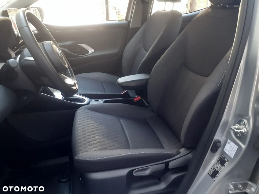 Toyota Yaris Hybrid 1.5 Comfort - 22
