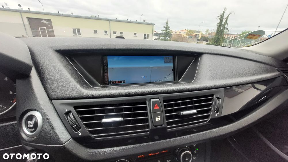 BMW X1 xDrive18d xLine - 24