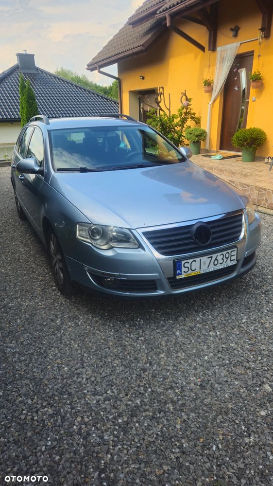 Volkswagen Passat 2.0 TDI DPF Trendline - 2