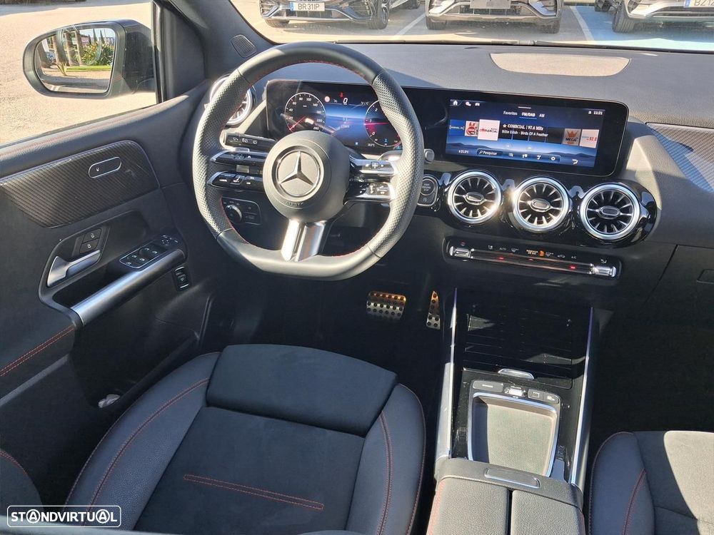 Mercedes-Benz B 180 - 16