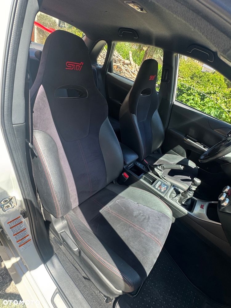 Subaru Impreza WRX STI - 8