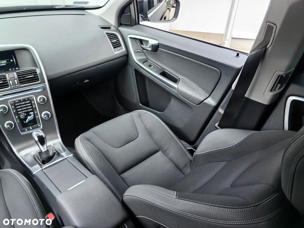 Volvo XC 60 D4 Kinetic - 8