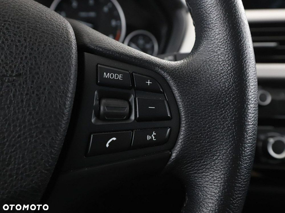 BMW Seria 3 318d Advantage - 30